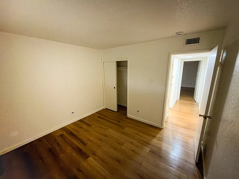 308 Montrose Dr #A — Photo 14