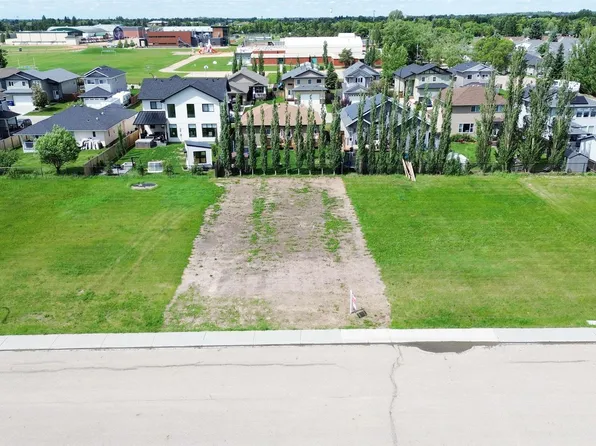 22 Monterey Est, Wetaskiwin, AB T9A 1K2