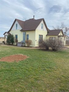 700 S Cimarron St, Hennessey, OK, 73742
