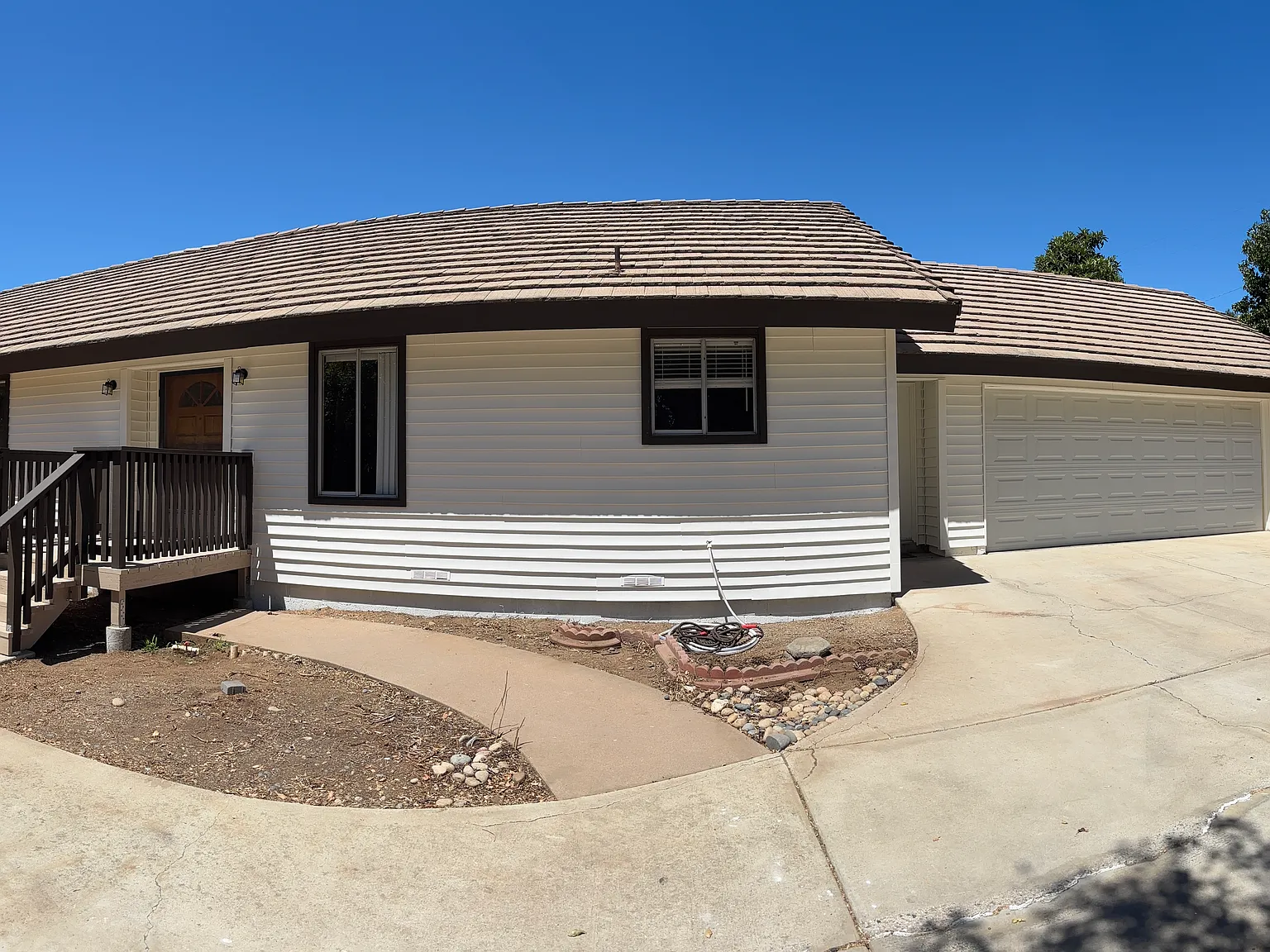 3 bed, 1456 sqft, $3,300 — Photo 2