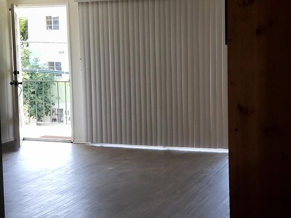 3rd image of 11661 Texas Ave #8