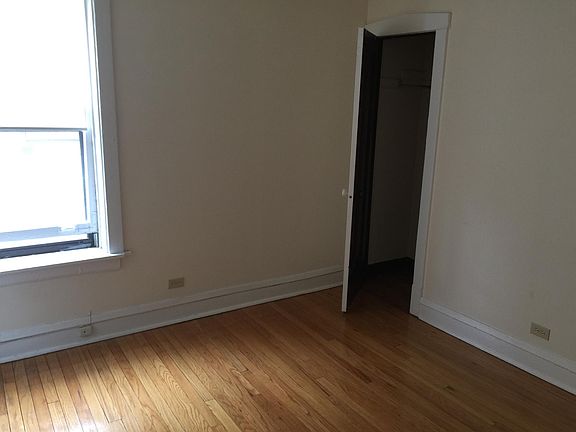 2nd image of 3348 W Sunnyside Ave APT 3