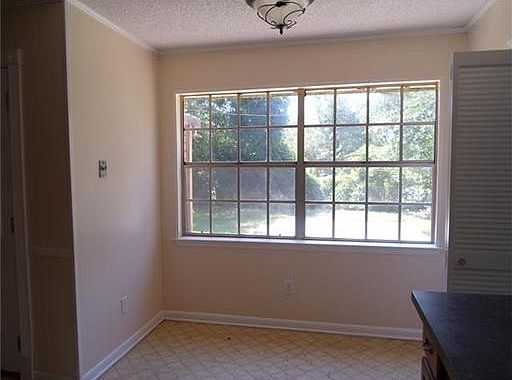 1st image of 11348 Pine Dr