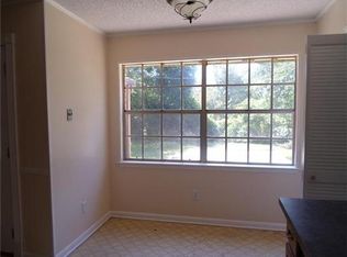 11348 Pine Dr, Gulfport, MS 39503