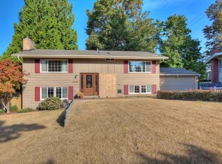 1608 S 264th Pl, Des Moines, WA