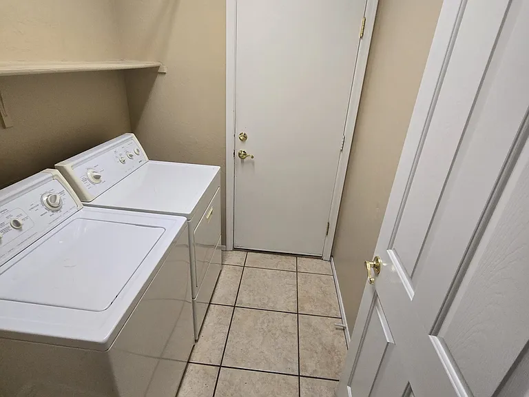 1580 N Racine Ct — Photo 10