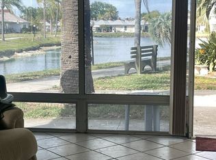 4326 Tahitian Gardens Cir #14E, Holiday, FL 34691