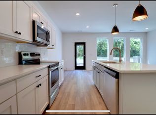 1333 W Mount Comfort Rd #DCA4B960F, Fayetteville, AR 72703