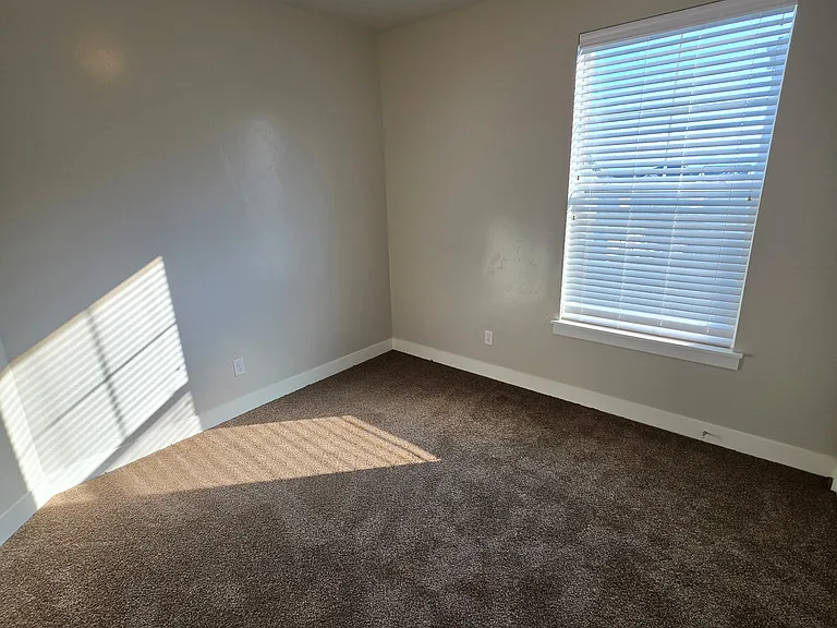 14452 S Selvig Way #203 — Photo 9