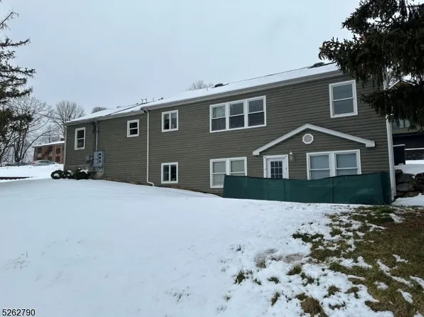 21 Walsh Rd, Franklin Boro, NJ 07416