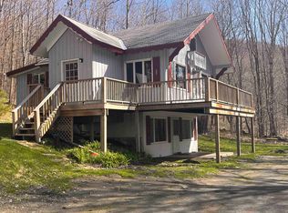 964 Lincoln Gap Rd, Warren, VT 05674