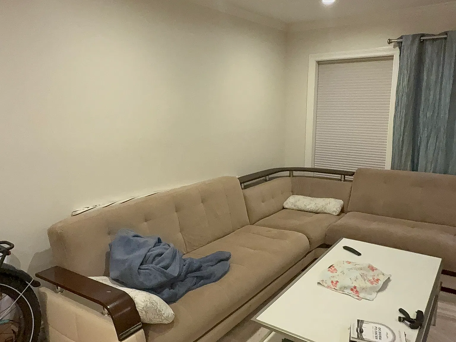 3 bed, 1.5 bath, 1241 sqft, $4,950 — Photo 1