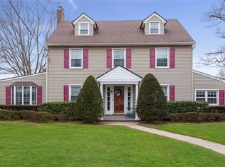 144 S Centre Ave, Rockville Centre, NY 11570