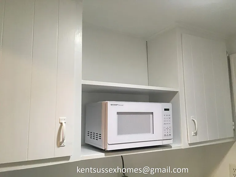 502 NW Front St #B — Photo 6