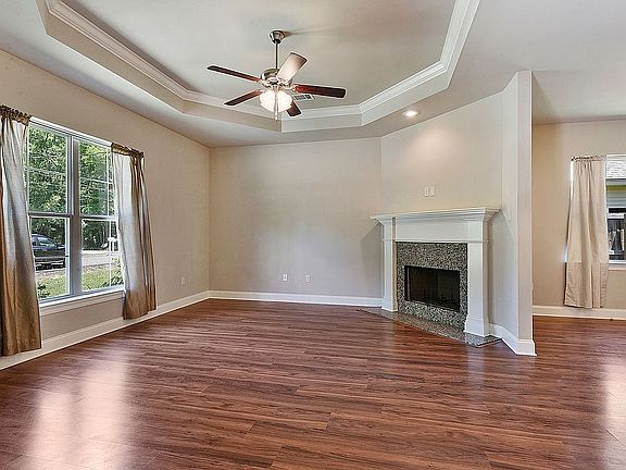 2nd image of 1627 Marigny Ave
