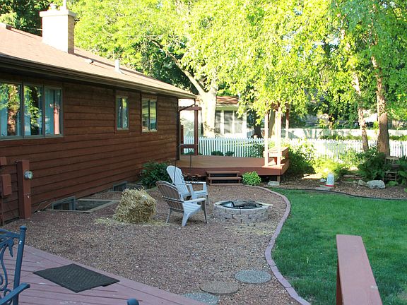 Between decks "Firepit"