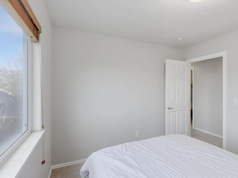 3519 SE Quayside St — Photo 22
