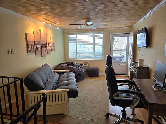 2nd image of 9510 Amherst Ave APT 114