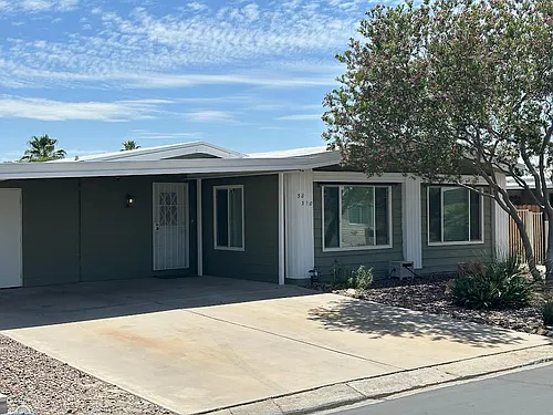 38310 W Desert Greens Dr Photo 1