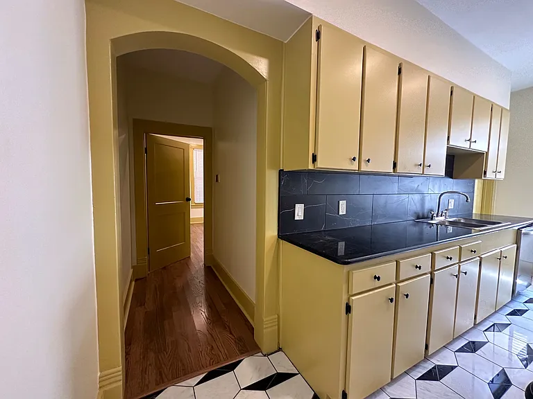 4910 Victor St #1 — Photo 16