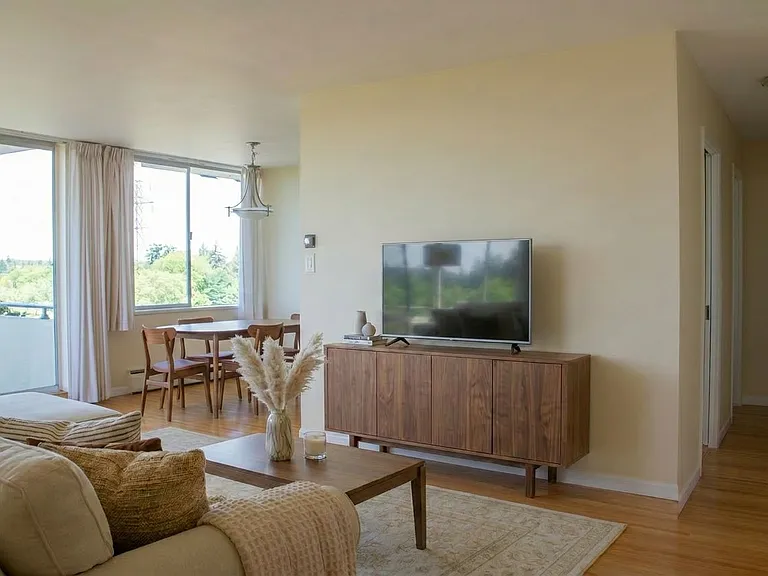 5455 Balsam St — Photo 6