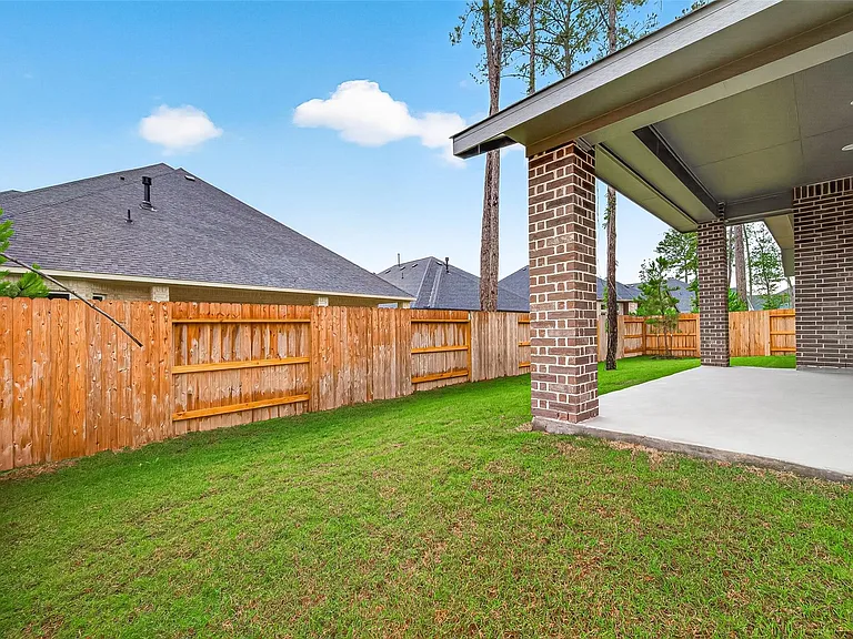 29731 Brushy Gables Dr — Photo 47