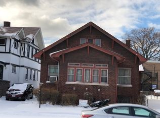 6936 S Chappel Ave, Chicago, IL 60649