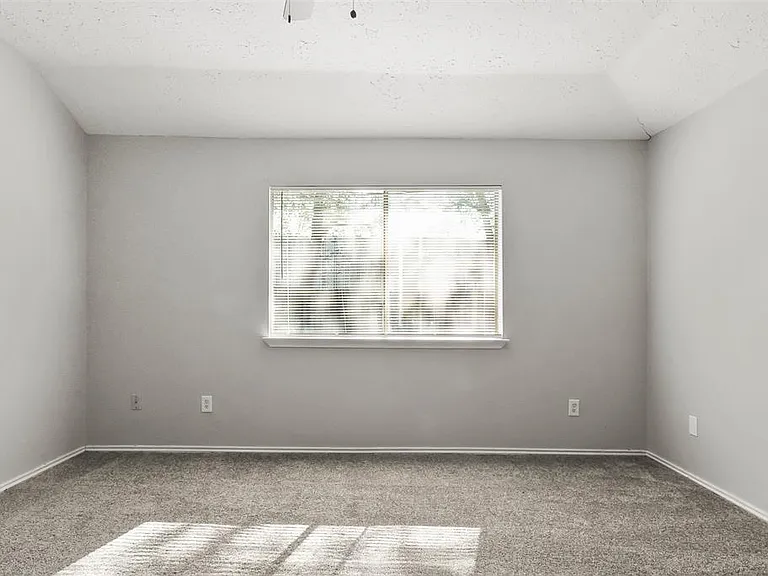 24123 Red Sky Dr — Photo 13
