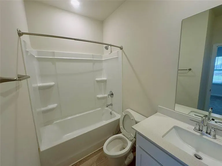 327 Valley Oak Dr — Photo 15