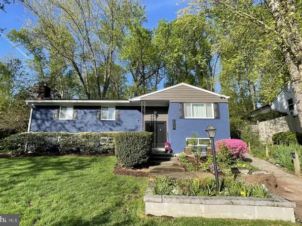 1219 Downs Dr, Silver Spring, MD 20904