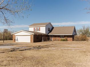 4911 Hall Rd NW, Piedmont, OK 73078