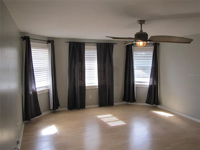 7807 N Matanzas Ave — Photo 10