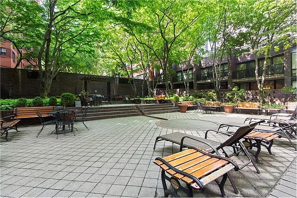 Sold by Modlin Group | media 12