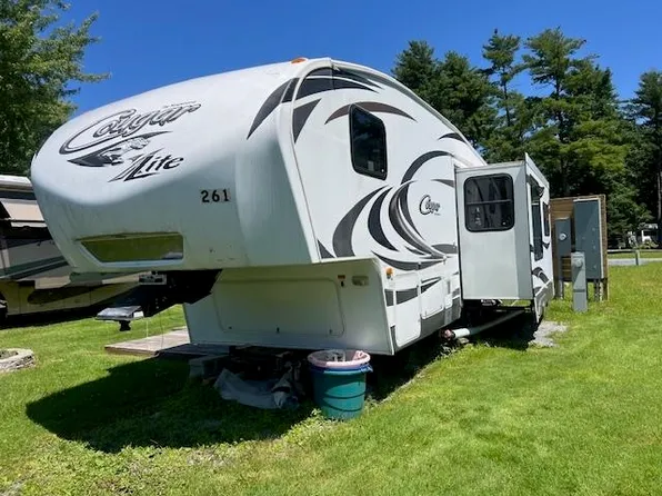 261 Whisper Circle, Panton, VT 05491