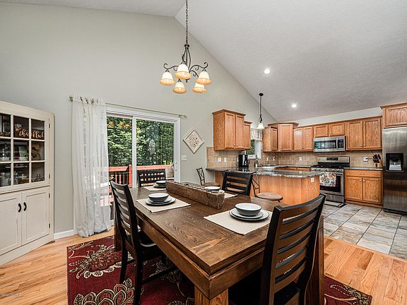 5th image of 13643 Hidden Acres Dr