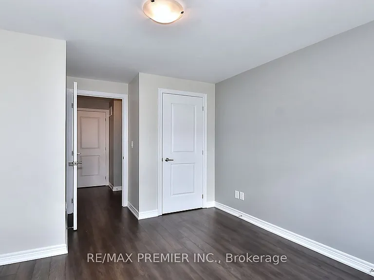 105 Kayla Cres #10 — Photo 30