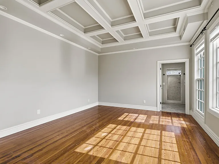 200 Highlands St — Photo 42