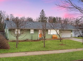 1034 Painted Post Dr, Madison, WI 53716