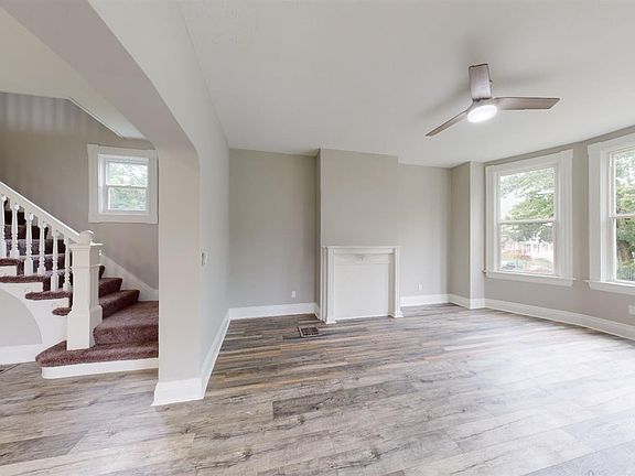 4th image of 1279 1st Ave