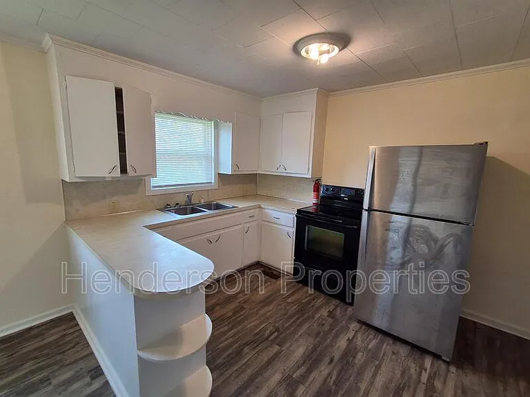 1411 Pennington Rd — Photo 6