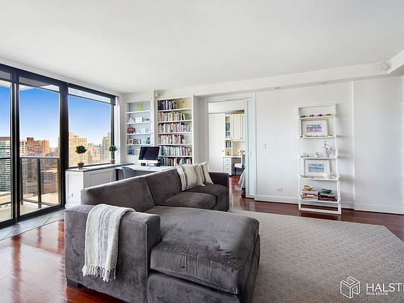 2nd image of 161 W 61st St APT 31E