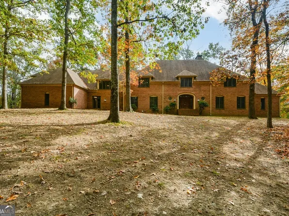 115 Russell Rd, Roswell, GA 30075