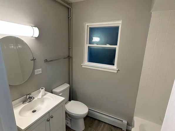 2116 S 14th Ave APT 2S
