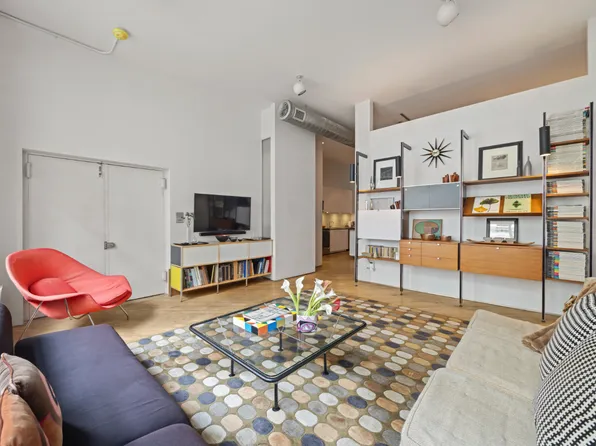 16 Greene Street image 7 of 25