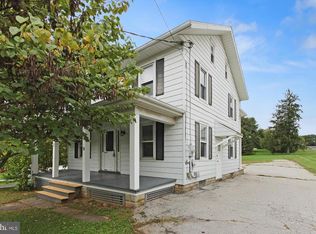21 Water St, Jacobus, PA 17407