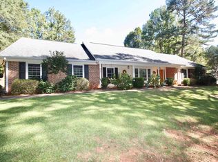 104 Lismore Dr, Lagrange, GA 30240