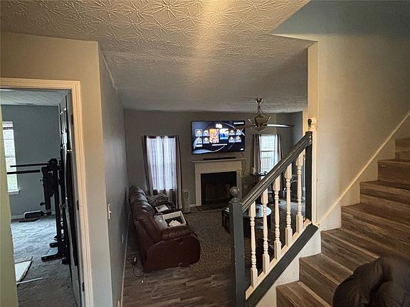 5th image of 526 Canady Ct