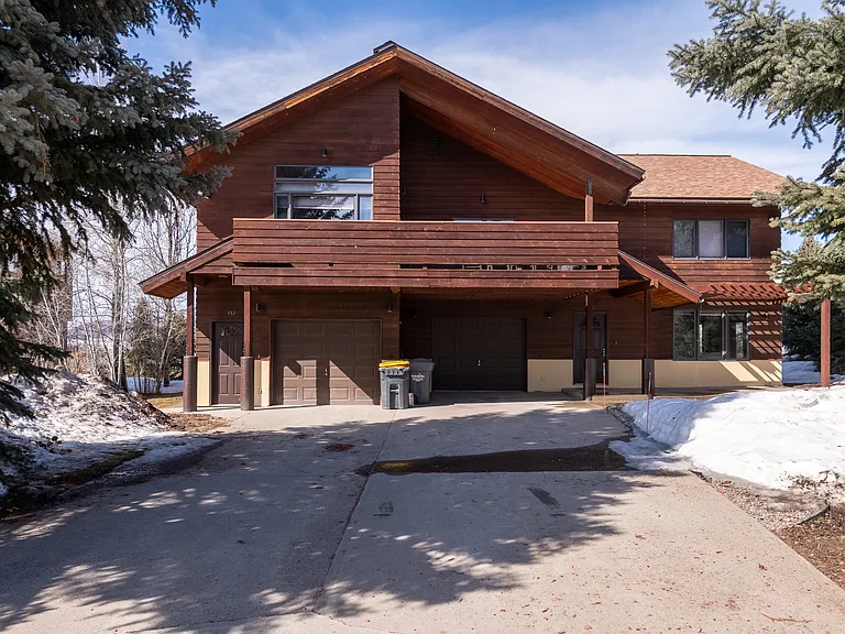 332 Cherry Dr — Photo 23