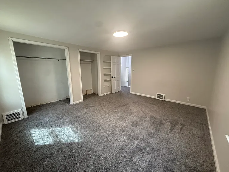 4350 Silsby Rd — Photo 6