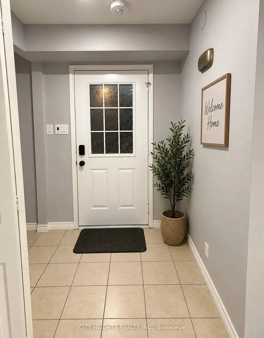 3 bed, $2,795 — Photo 3